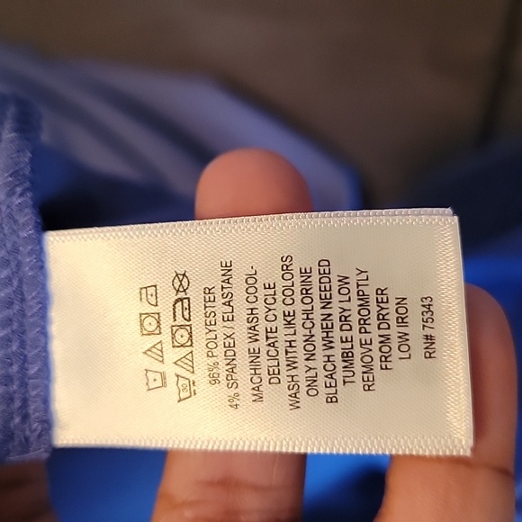 Tahari faux wrap blouse in periwinkle blue. Size xl. - Picture 5 of 5